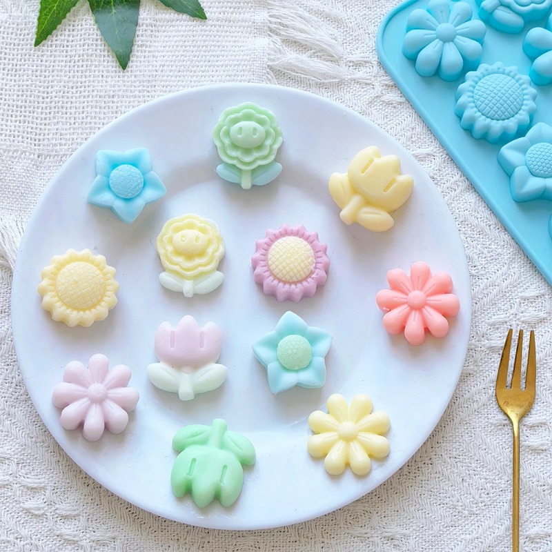 2pcs 12 consecutive 6 small fl – обзор и цена Silicone Cake Mold